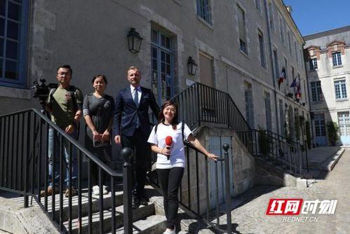 陇南网红事件吃瓜视频,吃瓜群众围观网络风云 第3张 陇南网红事件吃瓜视频,吃瓜群众围观网络风云 第3张